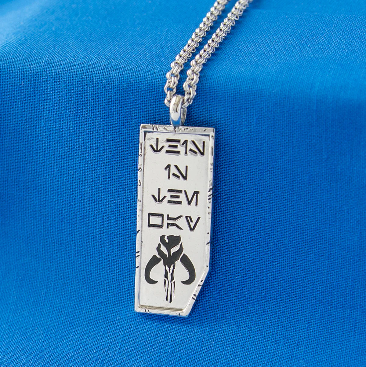 Star Wars x RockLove This is the Way Mandalorian Necklace - Image 4